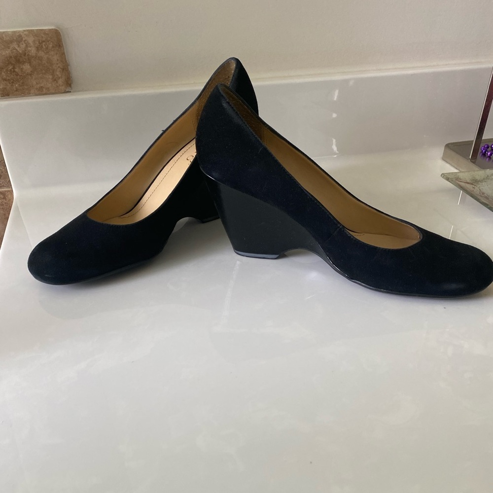 Black Wedges - image 3